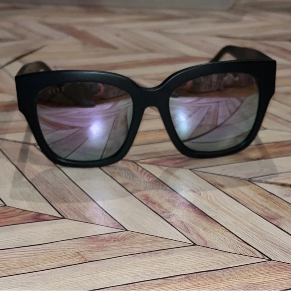 DIFF eyewear BELLA 2 oversized mirrored matte Black polarized Sunglasses